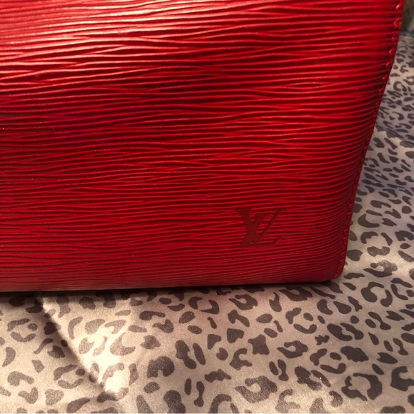 Louis Vuitton Red Vernis Monogram Speedy 30 - Picture 6 of 15